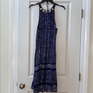 Elie Tahari mid-length dress w/ metal neck detail